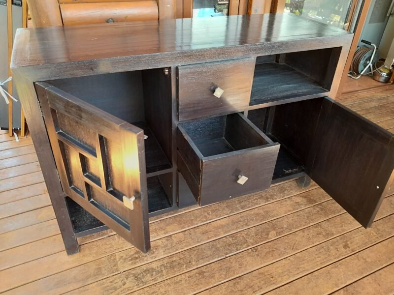 Lot de 3 meubles en bois exotique