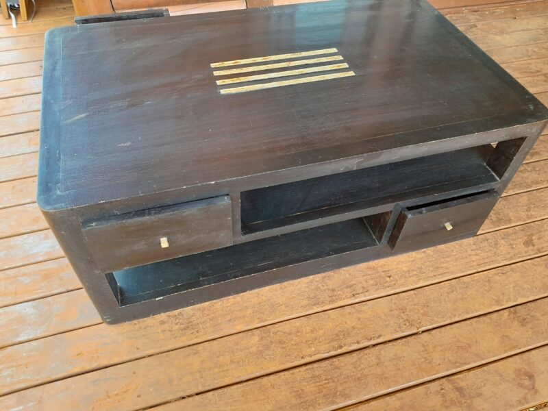 Lot de 3 meubles en bois exotique