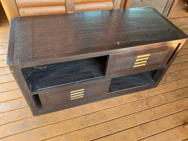 Lot de 3 meubles en bois exotique