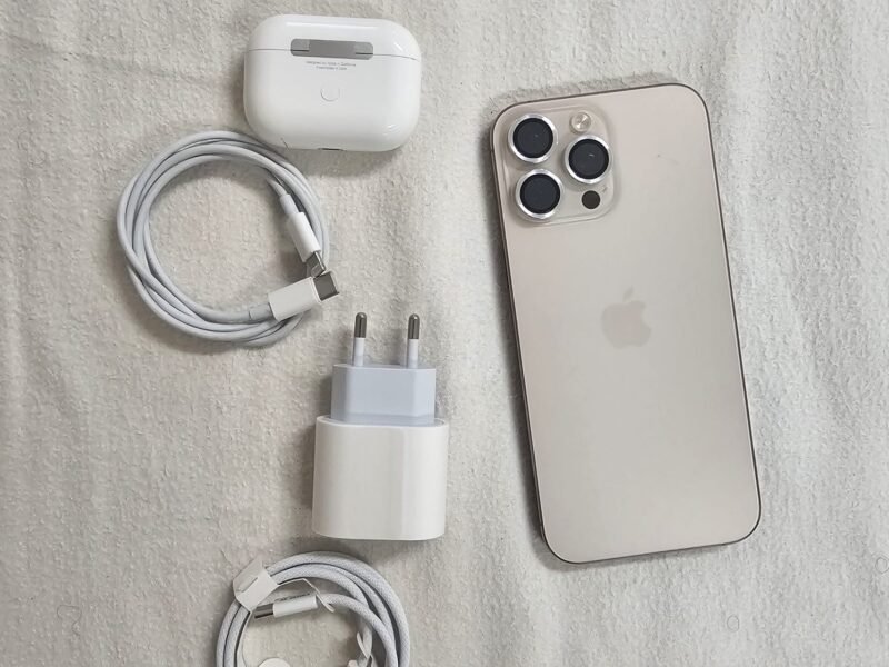 iPhone 16 Pro Max 1 To - Titanium Sable