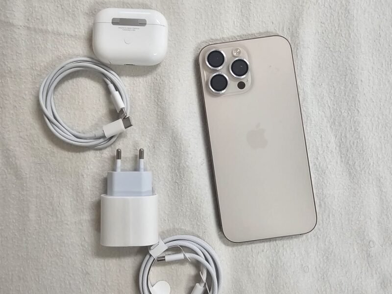 iPhone 16 Pro Max 1 To - Titanium Sable