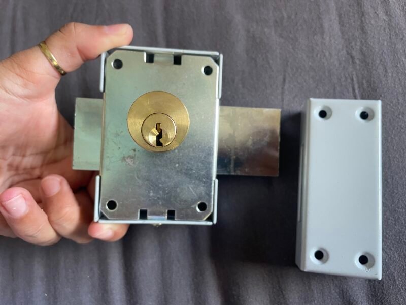 Verrou à clefs neuf